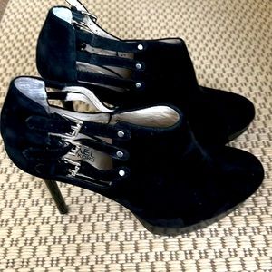 Michael Kors suede stiletto bootie, size 9